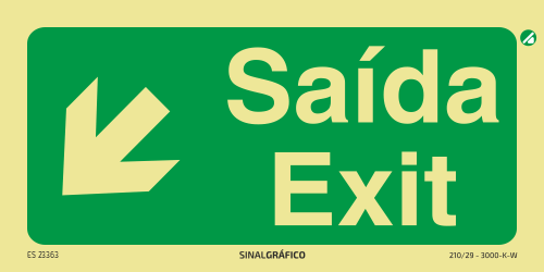 Placa de sinalética fotoluminescente - Saída / Exit abaixo à esquerda - PT/ENG ↙ Criaconsensos - Serviços Gráficos e Publicidade