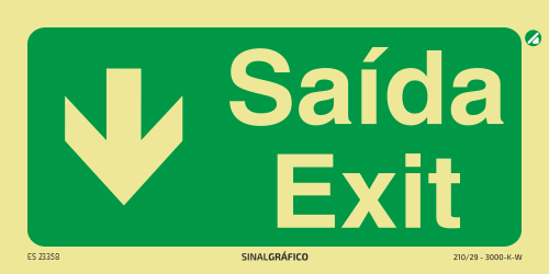 Placa de sinalética fotoluminescente - Saída / Exit por aqui - PT/ENG ↓ Criaconsensos - Serviços Gráficos e Publicidade